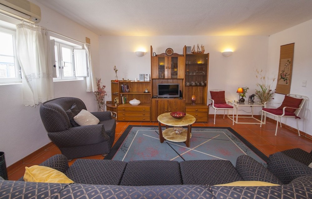 d10 ferragudo townhouse by dreamalgarve