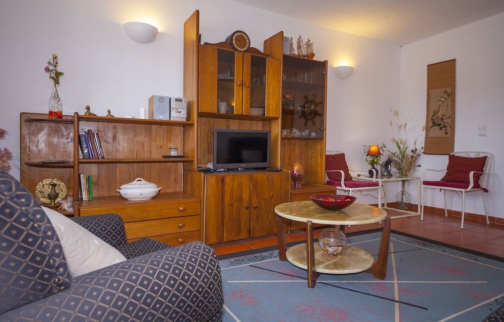 d10 ferragudo townhouse by dreamalgarve