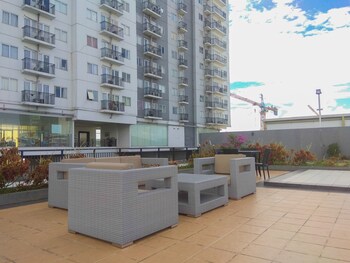 Modern And Cozy Studio Park View Condominium Apartment,,0 star