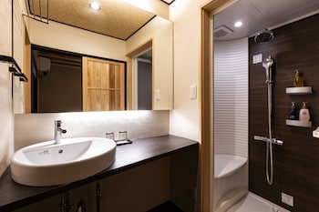 rinn hanayacho asagiri