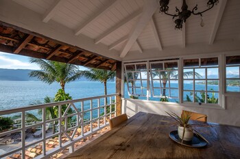 vila toro guest house