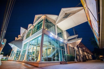 nongkhai tavilla resort and convention center