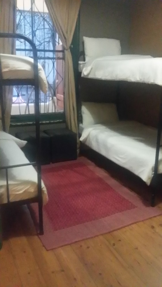 stumble inn backpackers lodge