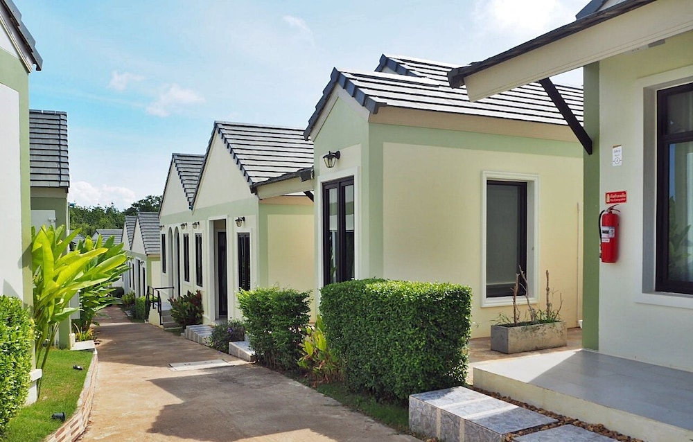 saichol grand view resort