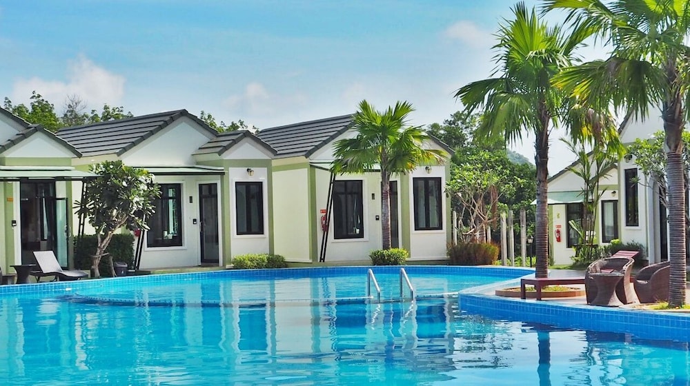 saichol grand view resort