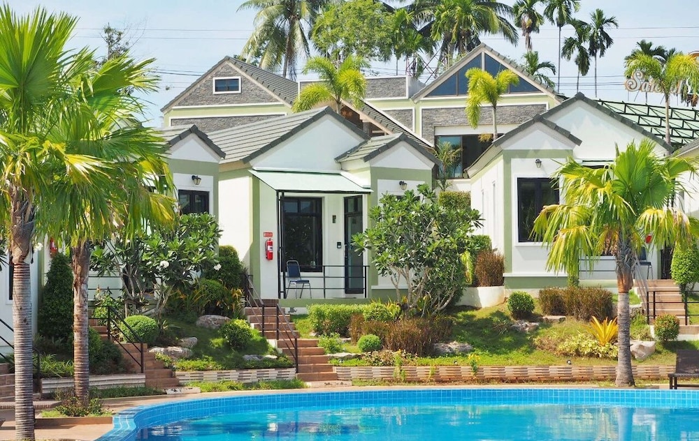 saichol grand view resort