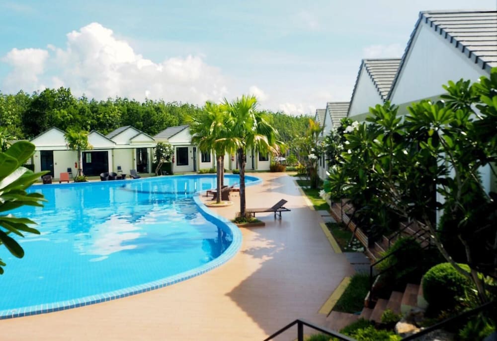 saichol grand view resort