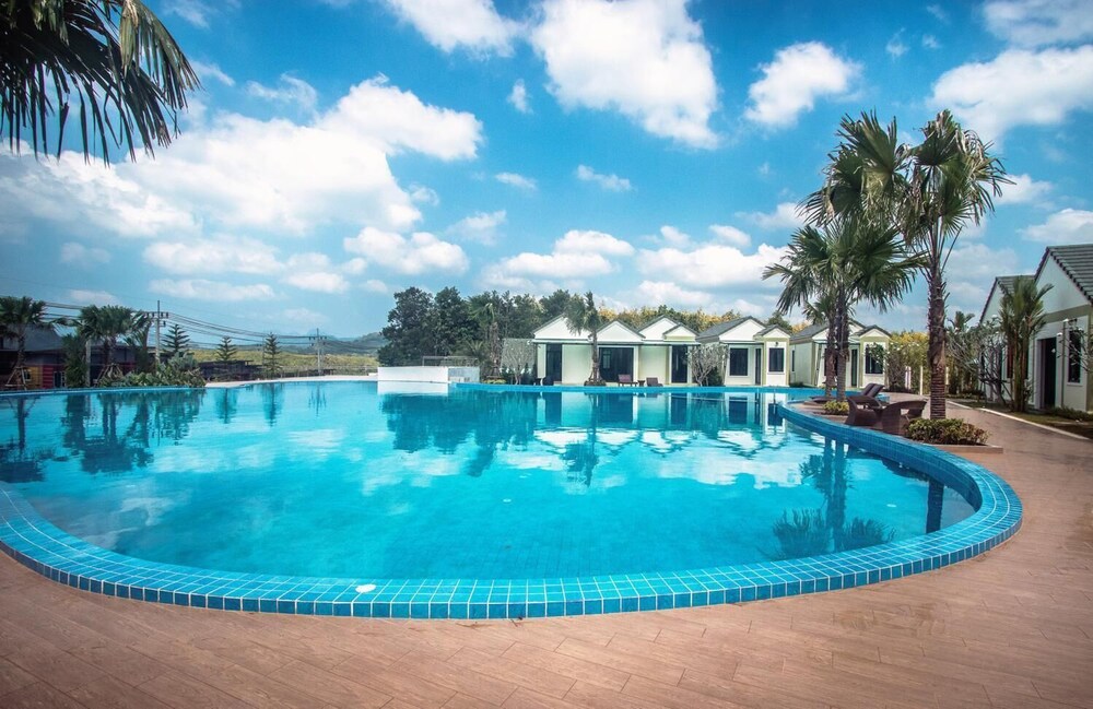 saichol grand view resort