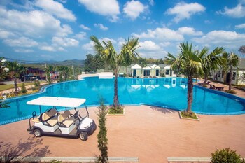 saichol grand view resort