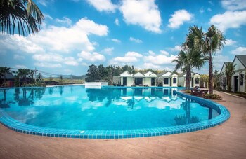 saichol grand view resort