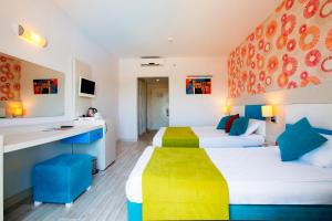 ramada resort by wyndham side