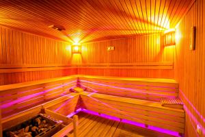 ramada resort by wyndham side