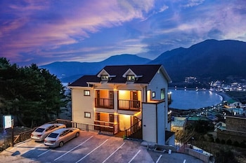 geoje cheongsol pension