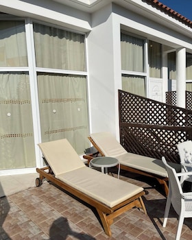 eliofos elegant maisonettes