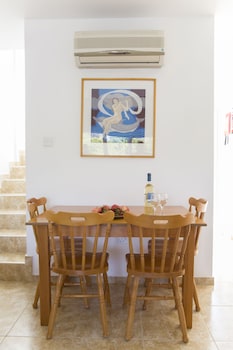 eliofos elegant maisonettes