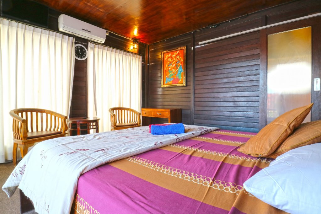 the beach huts lembongan