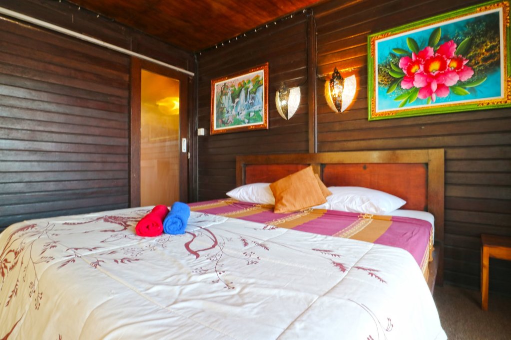 the beach huts lembongan