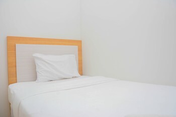 cozy 2br at springlake summarecon bekasi apartment