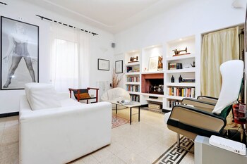 clementina wr apartments