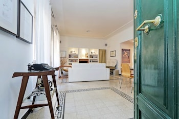 clementina wr apartments
