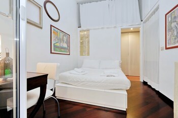 clementina wr apartments