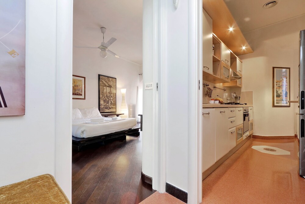 clementina wr apartments