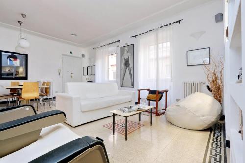 clementina wr apartments