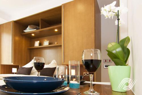 bentley holiday apartments west one