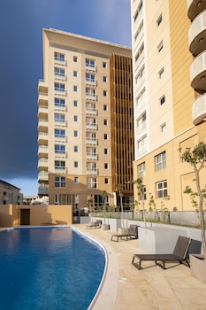 bentley holiday apartments west one