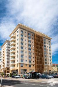 bentley holiday apartments west one