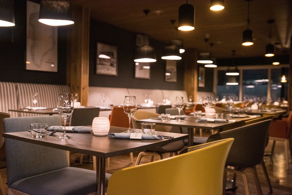 svalbard hotell lodge