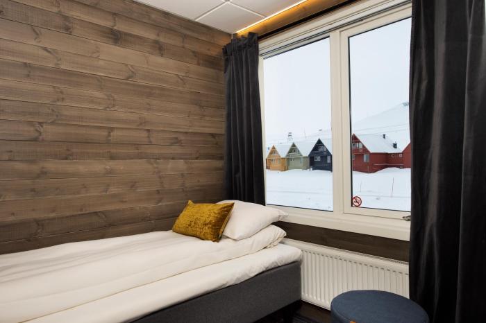svalbard hotell lodge