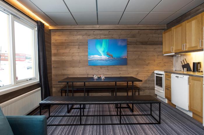 svalbard hotell lodge