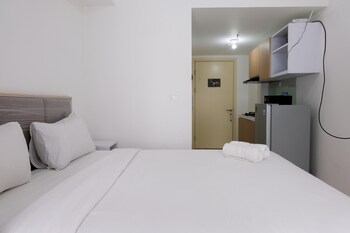 comfy studio at m town gading serpong apartment