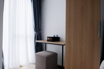 comfy studio at m town gading serpong apartment