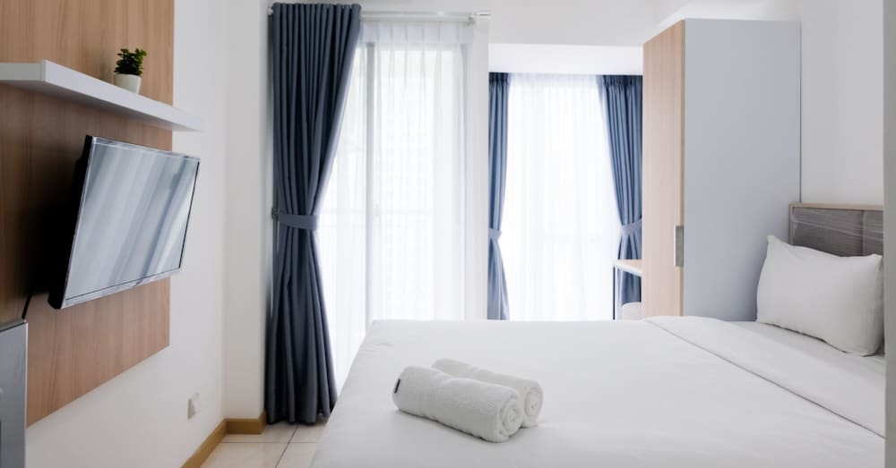 comfy studio at m town gading serpong apartment