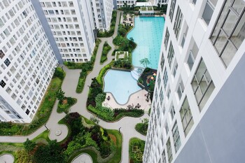 comfy studio at m town gading serpong apartment