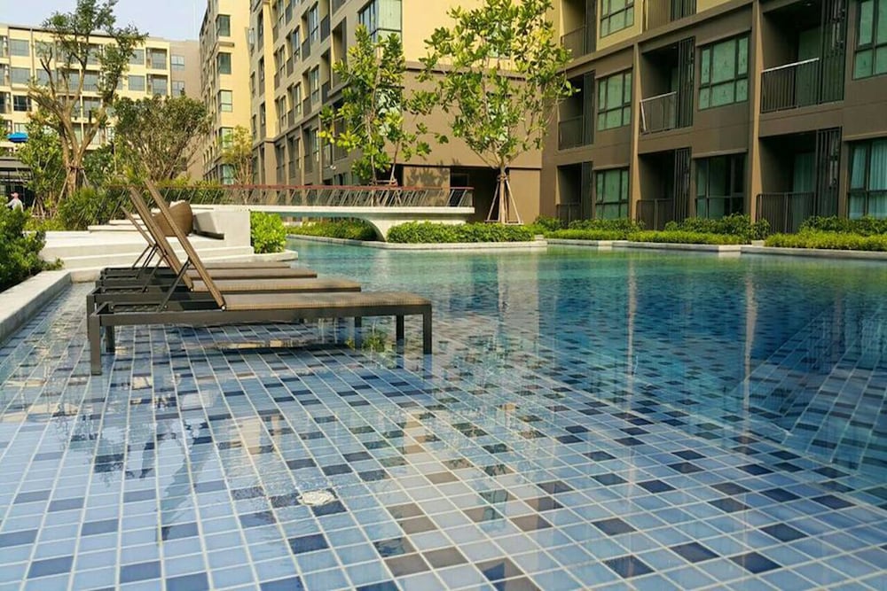 rain by lazy sea beach house