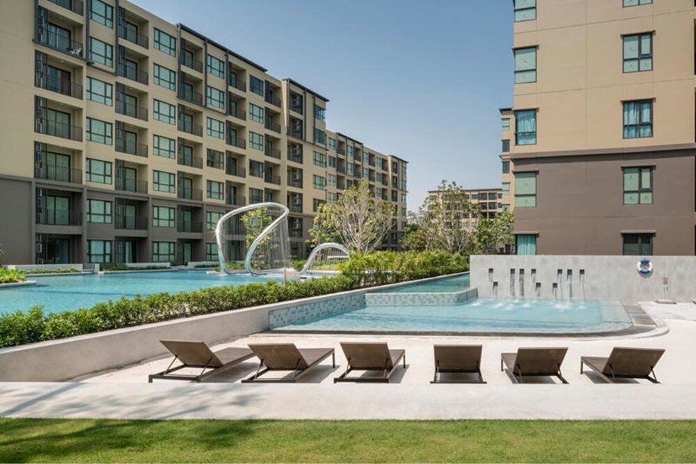 rain by lazy sea beach house