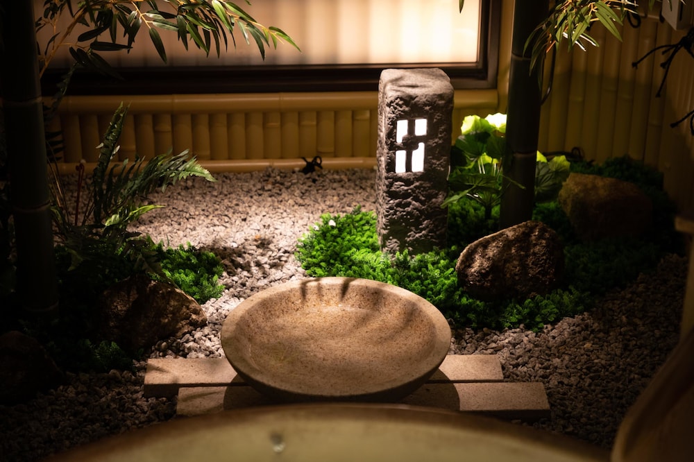 konjaku so dotonbori garden spa stay