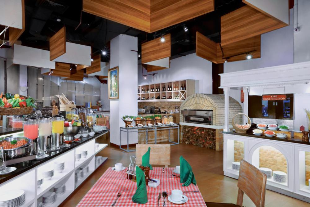 brand new studio room atria residence apartment