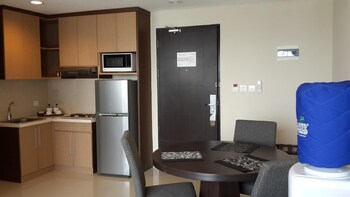 brand new studio room atria residence apartment