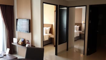 brand new studio room atria residence apartment
