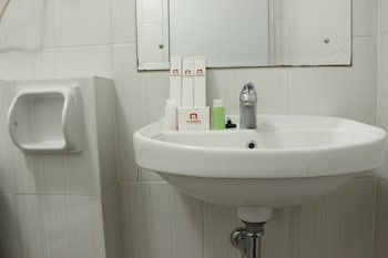 modern 2br apartment at newton residence