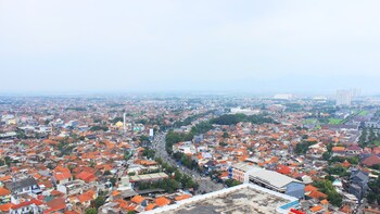 modern 2br apartment at newton residence