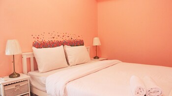 modern 2br apartment at newton residence