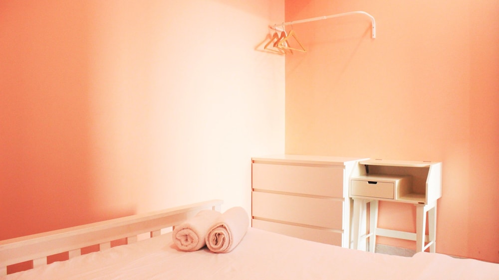 modern 2br apartment at newton residence