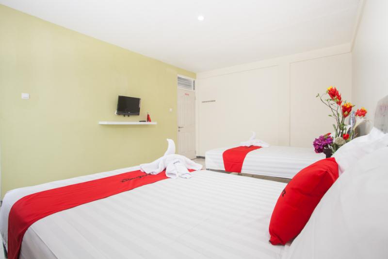 reddoorz near museum angkut batu 2