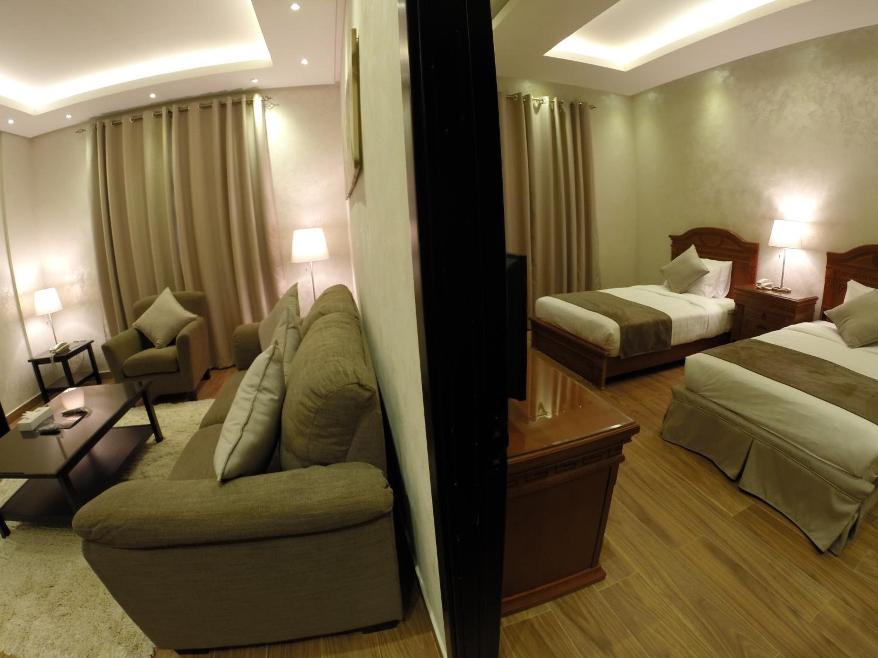 Le Park Hotel,,3 star