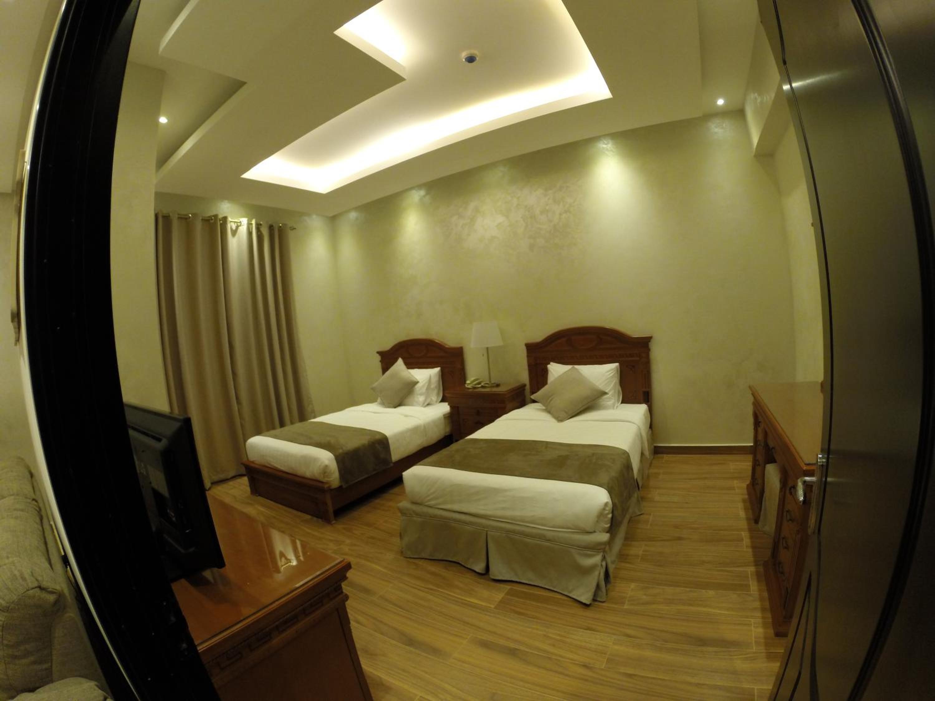 Le Park Hotel,,3 star